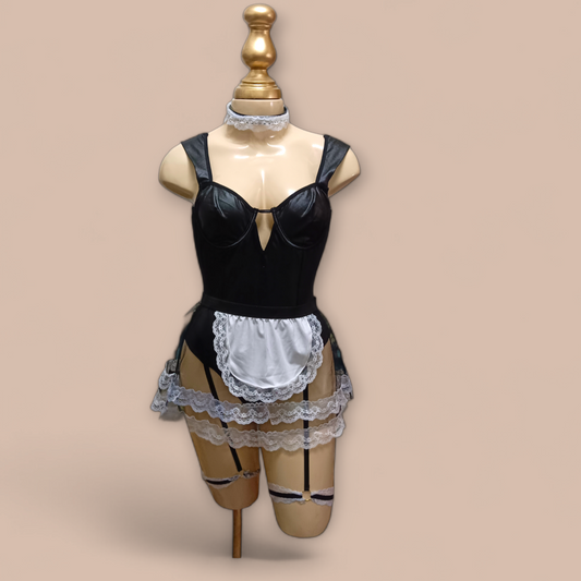 Black Maid Outfit