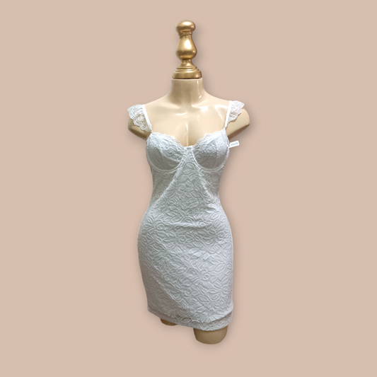 White bodycon dress